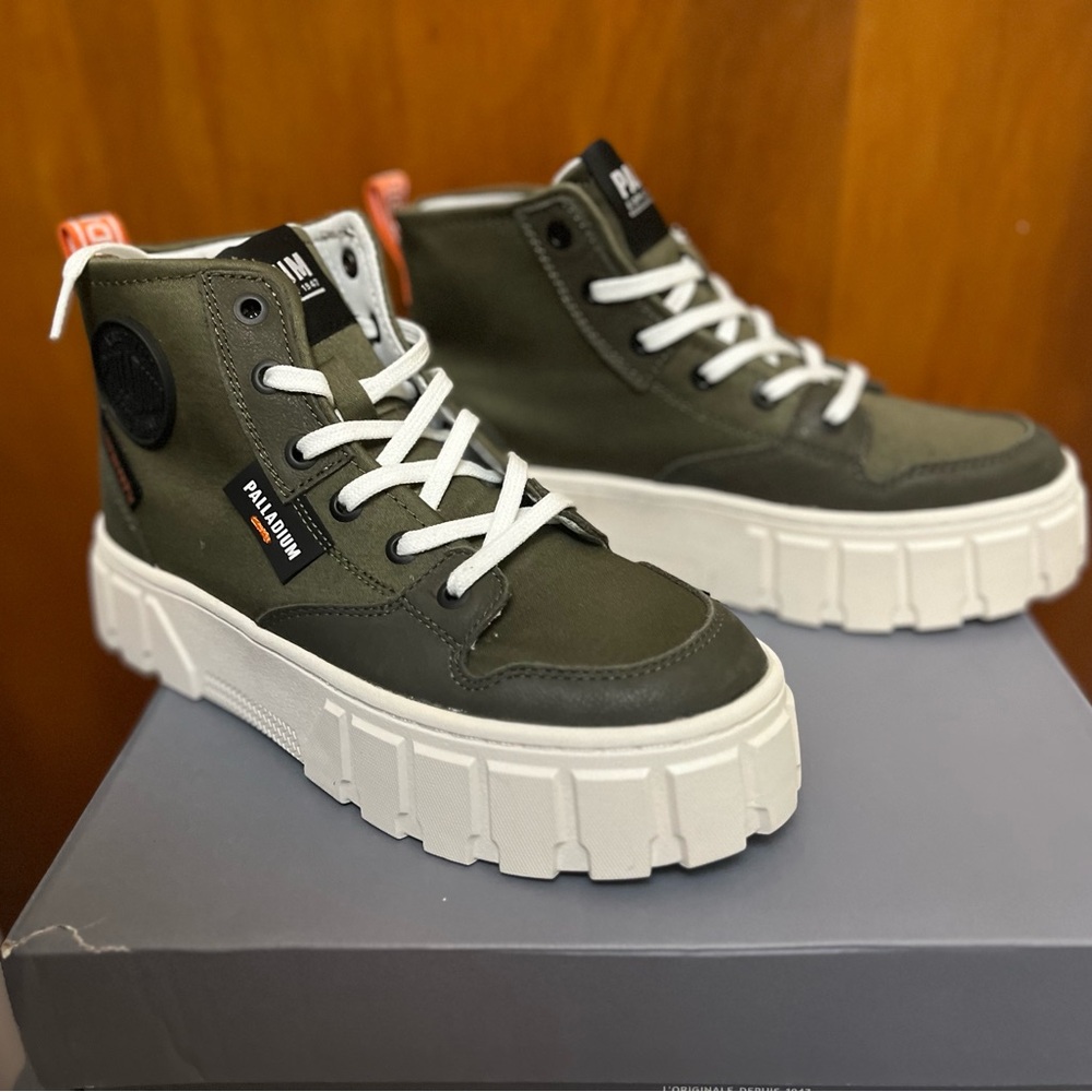 Palladium Hightop sneakers